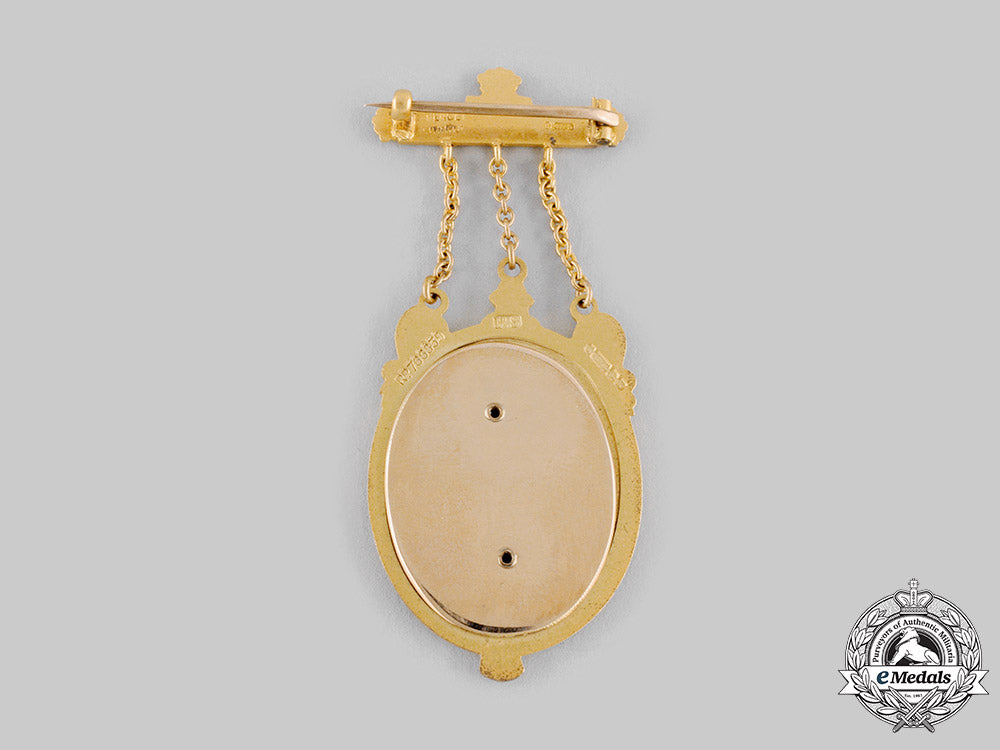 international._a_royal_masonic_hospital_jewel,_by_spencer&_co.,_c.1909_ci19_0501_2_1