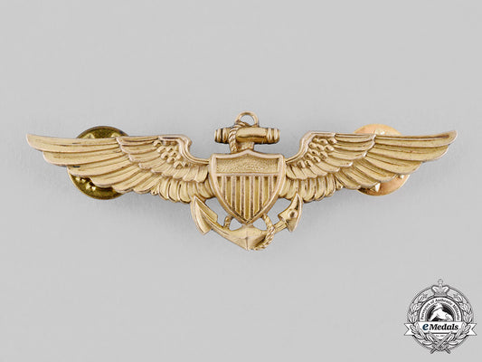 united_states._a_balfour-_made_naval_aviator_badge,_c.1944_ci19_0560_2_1_1