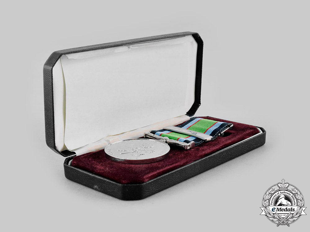 united_kingdom._a_battle_for_britain_commemorative_medal1939-1945_ci19_0564_2
