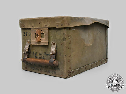 germany,_luftwaffe._a_luftwaffe_flak_ammunition_case_ci19_0572_1