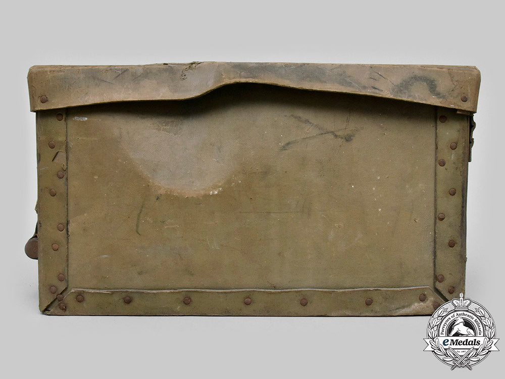 germany,_luftwaffe._a_luftwaffe_flak_ammunition_case_ci19_0576_1