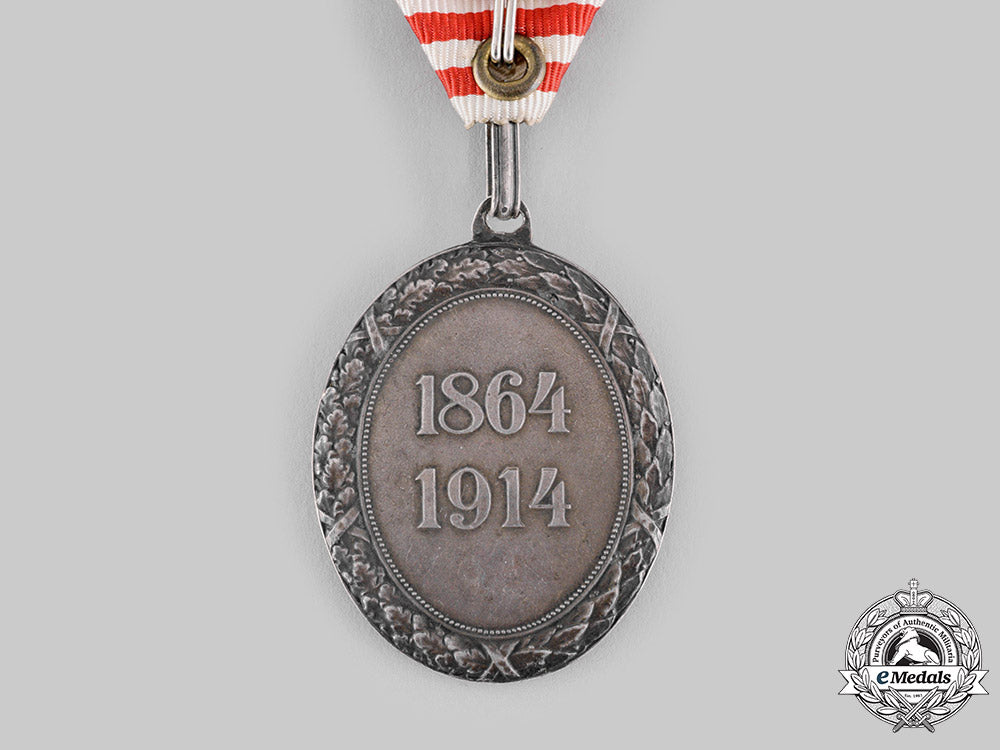 austria,_imperial._a_red_cross_honour_medal,_ii_class_with_war_decoration,_by_rudolf_souval_ci19_0587