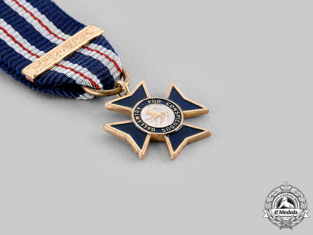 canada,_rhodesia,_international._a_lot_of_eight_miniature_medals_ci19_0602_1