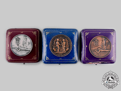 canada,_commonwealth._three_dominion_of_canada_rifle_association_shooting_medals,_c.1936_ci19_0684_1_1
