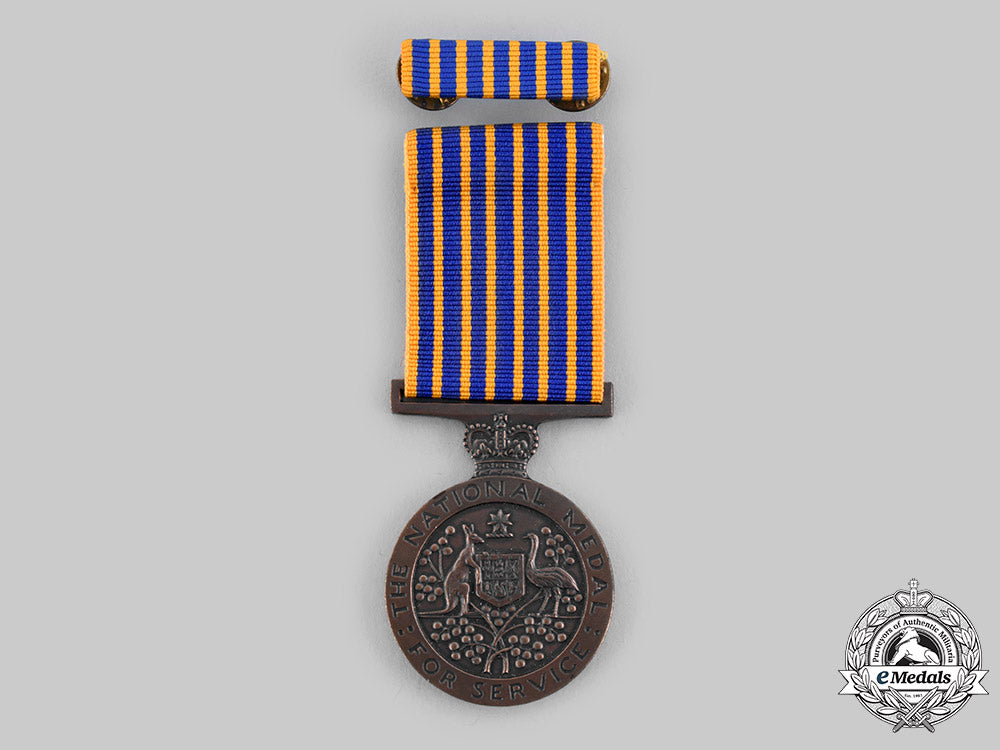 australia,_commonwealth._two_medals&_awards_ci19_0701_1_1