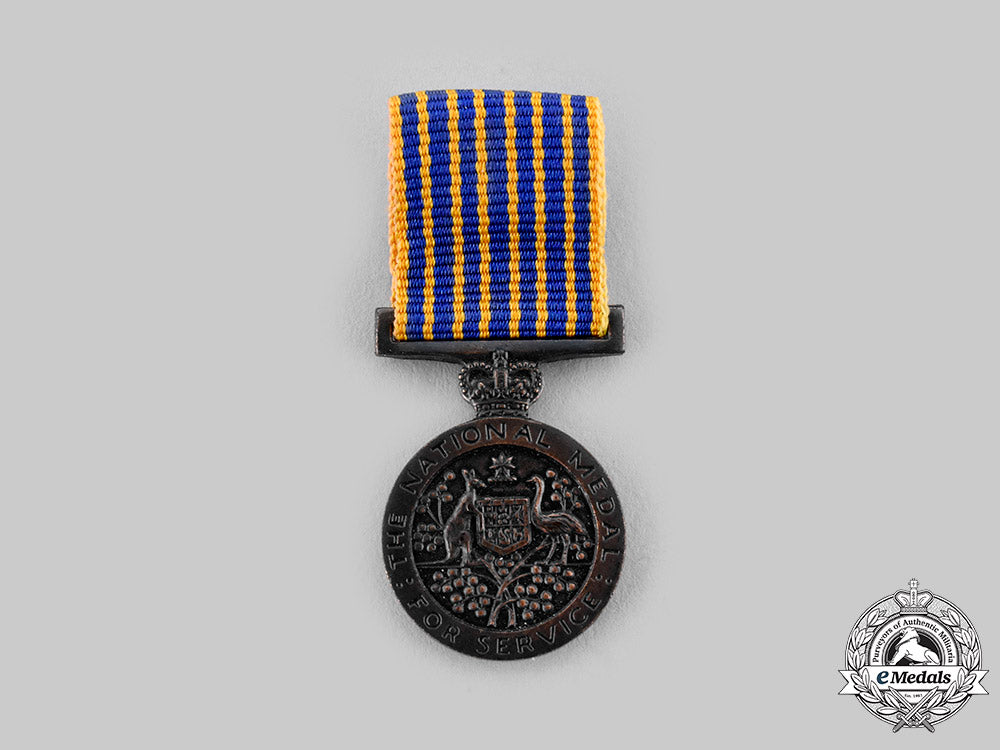 australia,_commonwealth._two_medals&_awards_ci19_0704_1_1