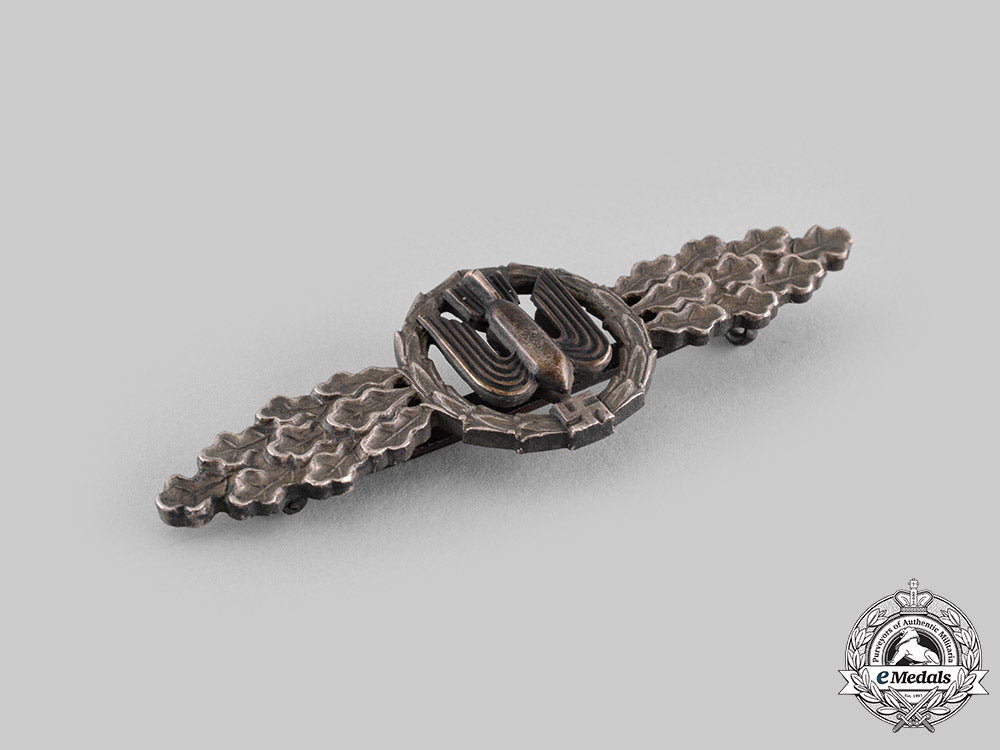 germany,_luftwaffe._a_bomber_flight_clasp,_silver_grade_ci19_0723_2_1