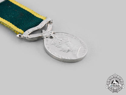 canada,_commonwealth._a_lot_of_nine_miniature_medals_ci19_0749_1