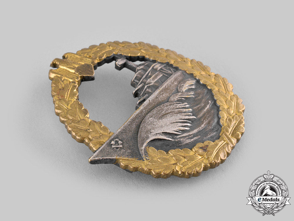 germany,_kriegsmarine._a_destroyer_war_badge,_by_schwerin_ci19_0757