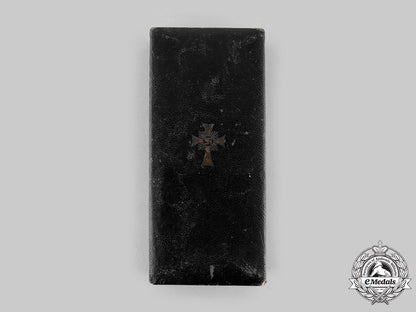 germany,_third_reich._an_honour_cross_of_the_german_mother,_gold_grade_with_case,_by_alfred_stübbe_ci19_0787_1