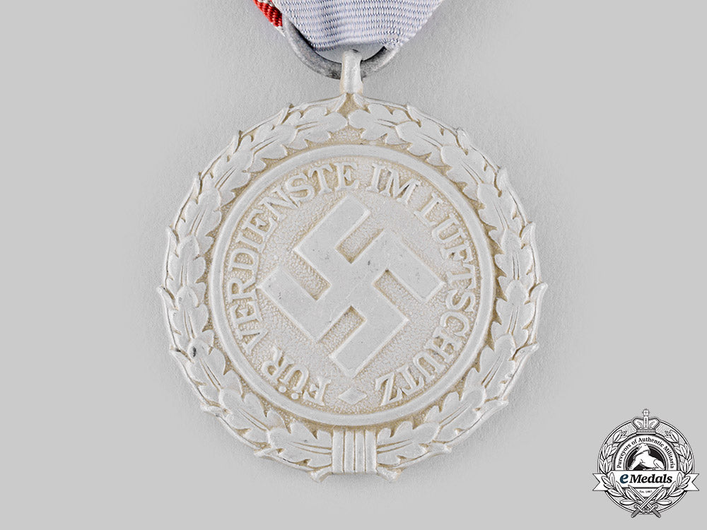 germany,_third_reich._an_air_protection_medal,_ii_class_ci19_0909