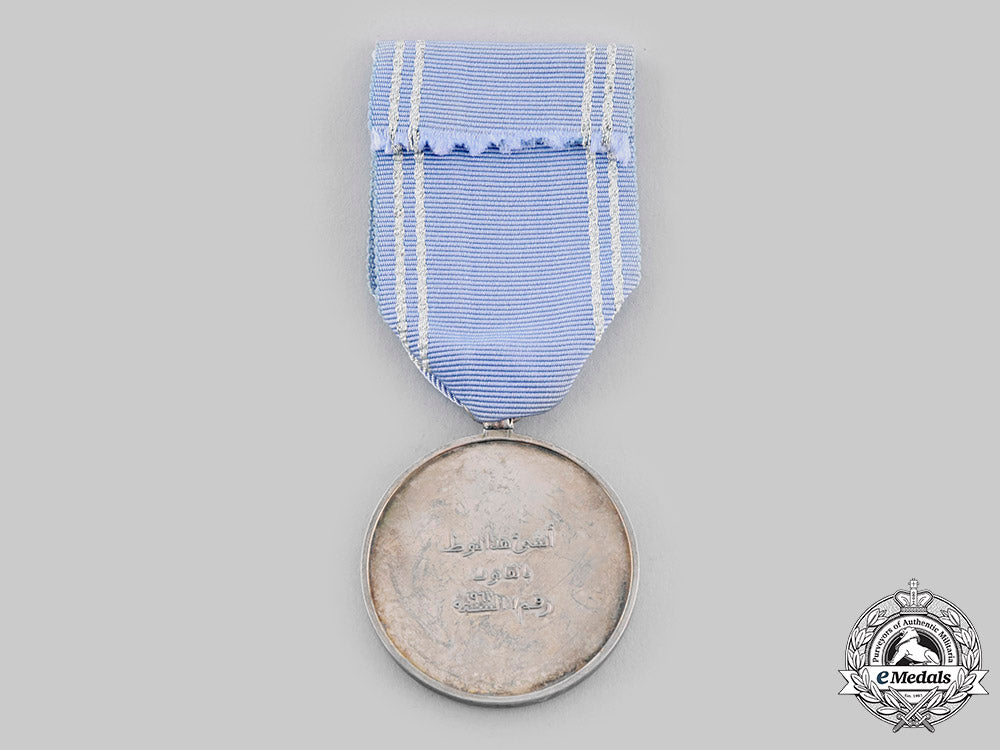 kuwait,_state._a_military_service_medal,_ii_class_silver_grade_ci19_0911_1