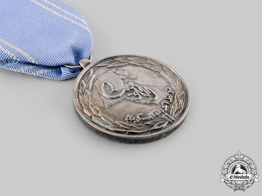 kuwait,_state._a_military_service_medal,_ii_class_silver_grade_ci19_0912_1