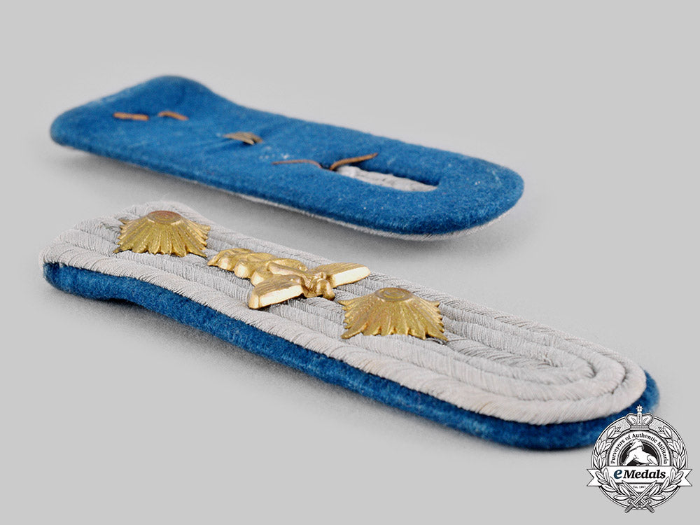 germany,_heer._a_set_of_truppen-_sonderdienst_administrative_shoulder_boards_ci19_0920