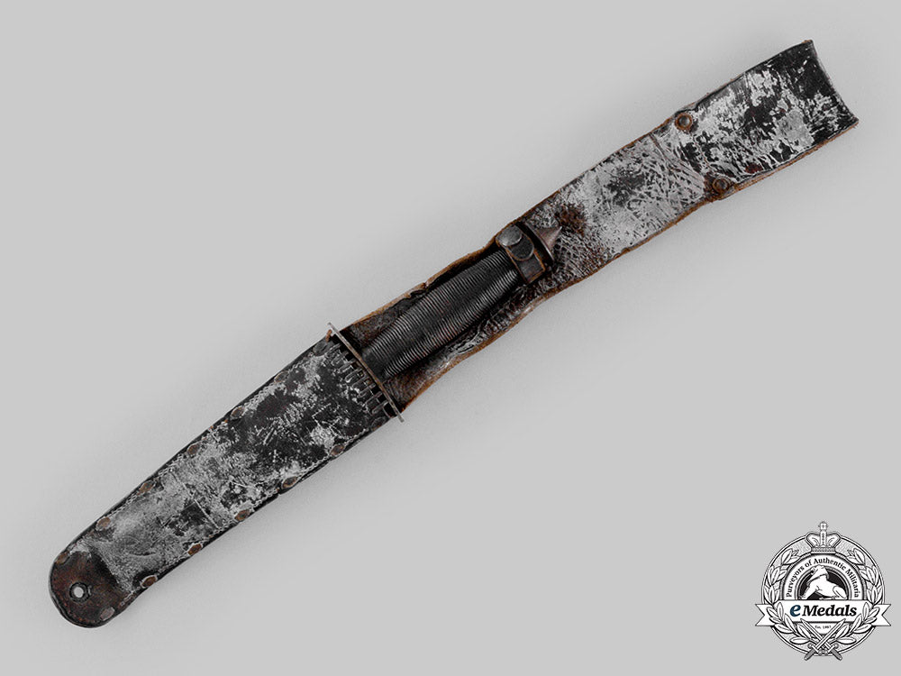 united_states._a_first_special_service_force_v-42_stiletto_by_w.r._case&_sons_ci19_0929
