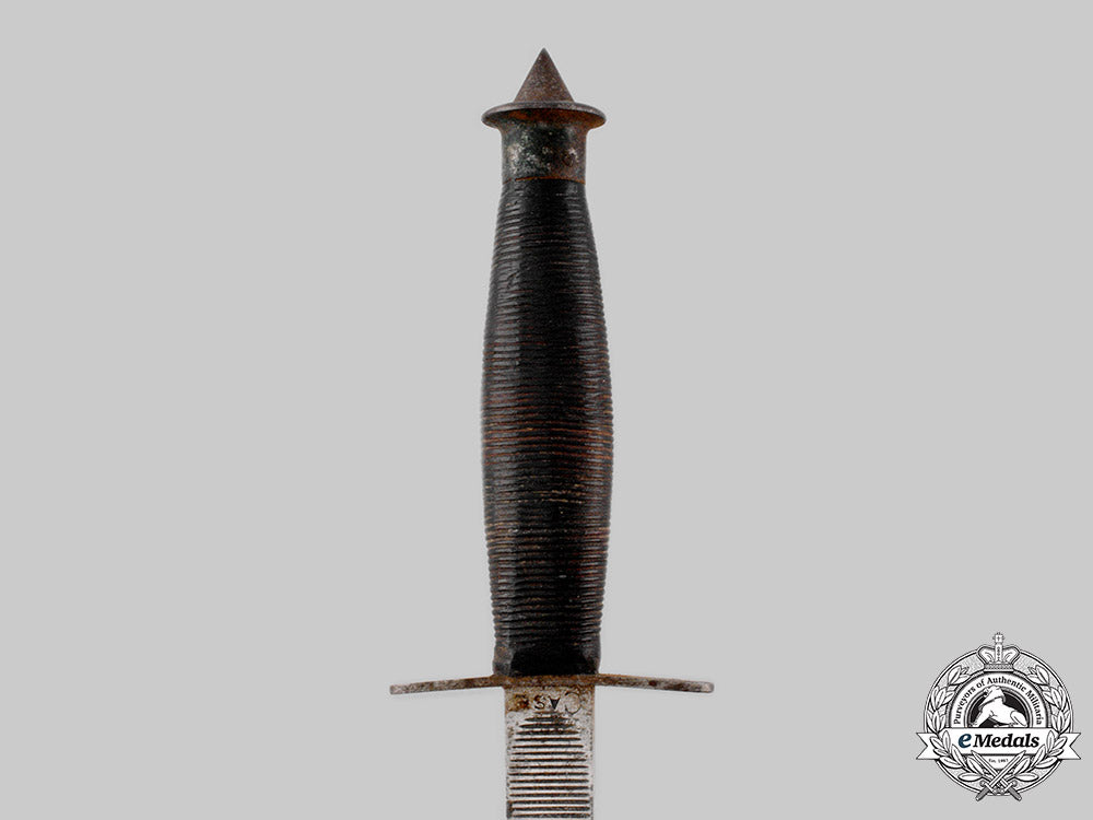 united_states._a_first_special_service_force_v-42_stiletto_by_w.r._case&_sons_ci19_0933