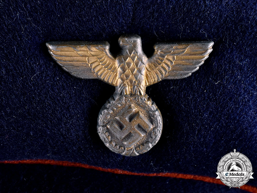 germany,_reichsbahn._a_named_bahnhofsvorsteher/_fahrdienstleiter_visor_cap,_by_hans_eichmüller_ci19_0937_1