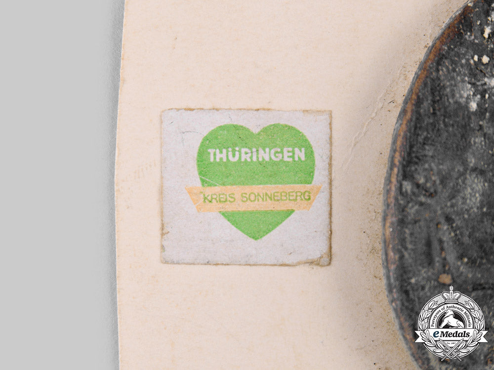 germany,_third_reich._a_lot_of_badges_and_figurines_ci19_1105