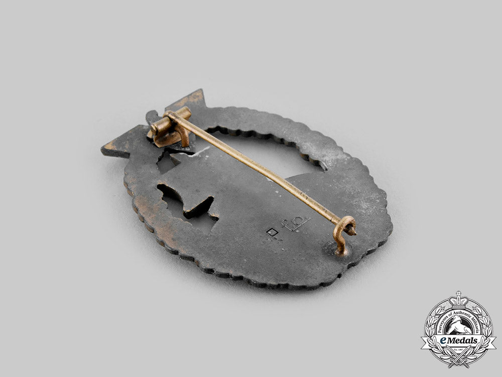 germany,_kriegsmarine._an_auxiliary_cruiser_badge,_by_friedrich_orth_ci19_1121_1