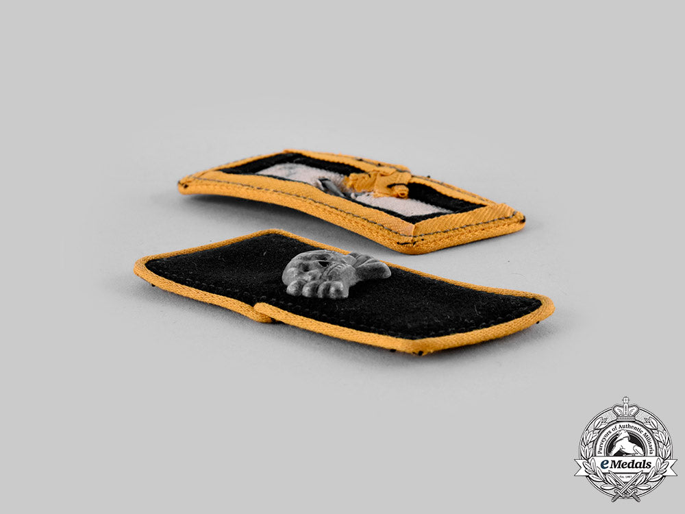 germany,_heer._a_set_of_cavalry/_reconnaissance_oberleutnant_rank_insignia_ci19_1145_1