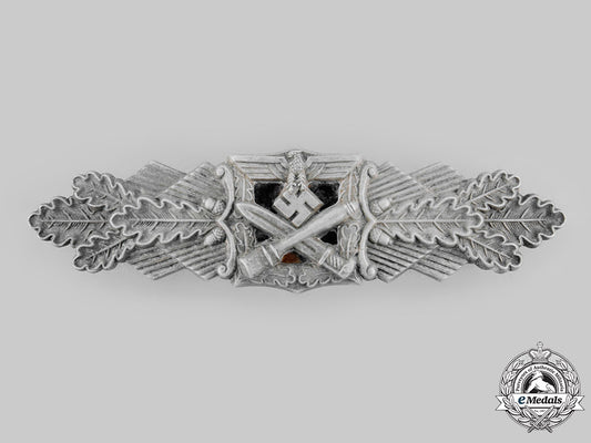 germany,_third_reich._a_close_combat_clasp,_silver_grade,_by_friechrich_linden_ci19_1190_1