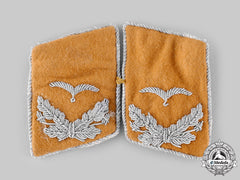 Germany, Luftwaffe. A Set Of Communications Leutnant Collar Tabs