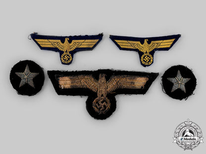 germany,_kriegsmarine._a_lot_of_uniform_insignia_ci19_1340_1_1