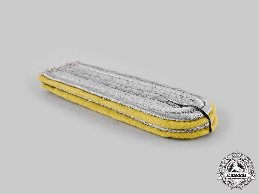 germany,_heer._a_pair_of_post-1936_signals_leutnant_shoulder_boards_ci19_1344_1