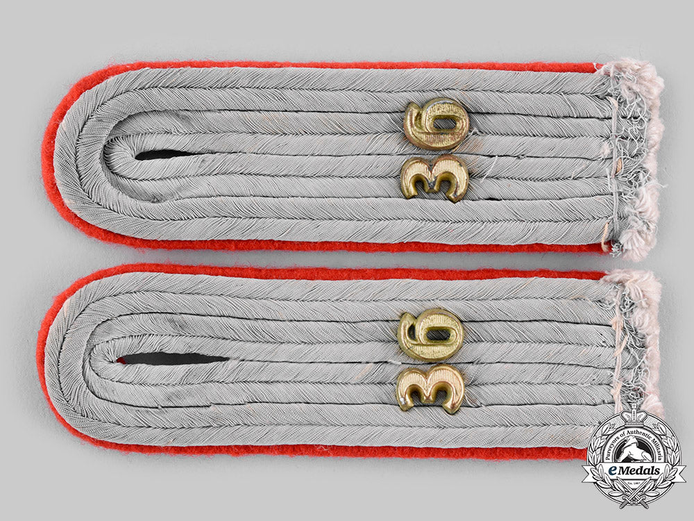germany,_heer._a_pair_of_artillery_leutnant_shoulder_boards_ci19_1348_1