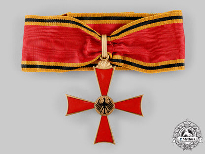 germany,_federal_republic._an_order_of_merit,_commander's_cross_with_case,_by_schuler&_kun_ci19_1359