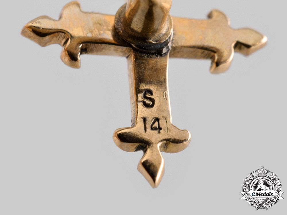 international._an_order_of_preachers,_two_pairs_of_cufflinks_ci19_1477