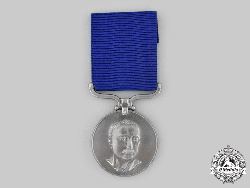 rhodesia,_republic._a_district_service_medal_ci19_1549