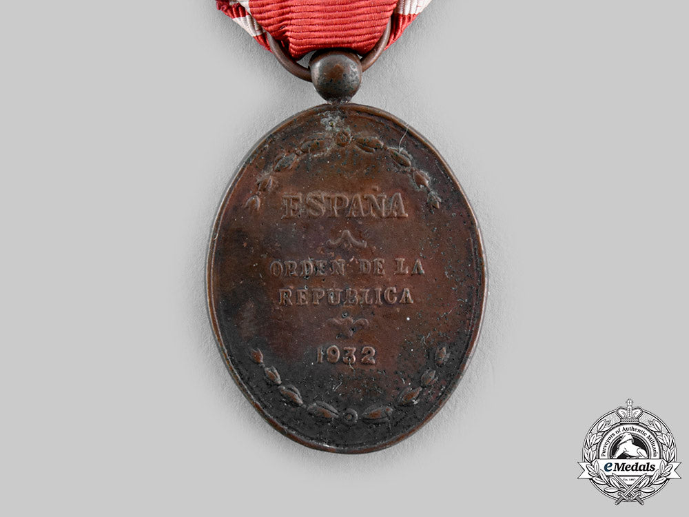 spain,_republic._an_order_of_the_spanish_republic,_c.1935_ci19_1569_1_1