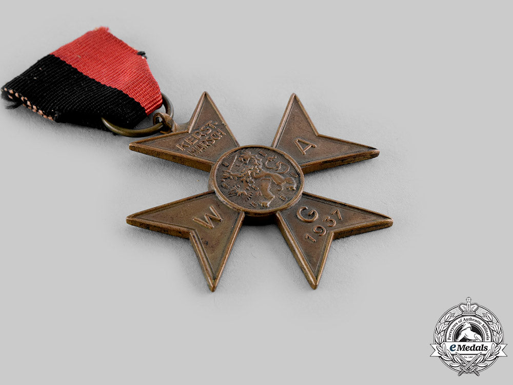 netherlands,_nsb._a_dutch_national-_socialist_movement_kerst-_marsch_commemoration_medal,_c.1937_ci19_1576_1