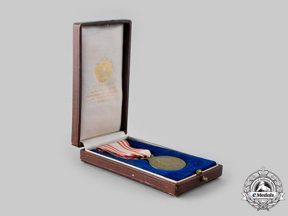 monaco,_kingdom._a_medal_of_honour_for_work_with_case_of_issue,_c.1923_ci19_1596_1_1_1