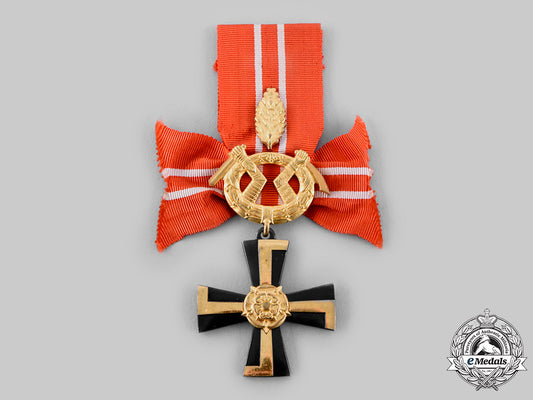 finland,_republic._an_order_of_the_cross_of_liberty,_iii_class,_military_division,_c.1942_ci19_1624_1