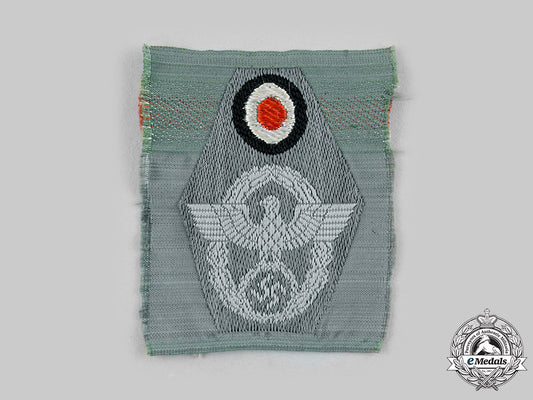 germany,_schutpolizei._a_schutzpolizei_cap_eagle_and_cockade_ci19_1674