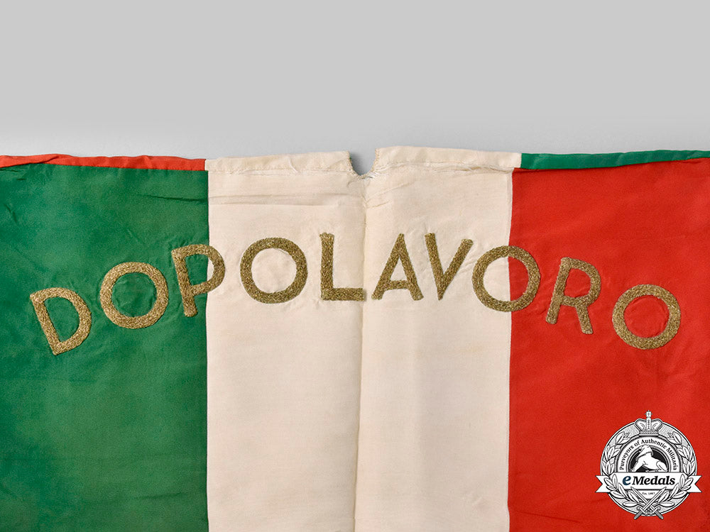 italy,_fascist_state._a_scarce_standard_for_italian_volunteers_in_the_spanish_civil_war,_c.1936_ci19_1680_1