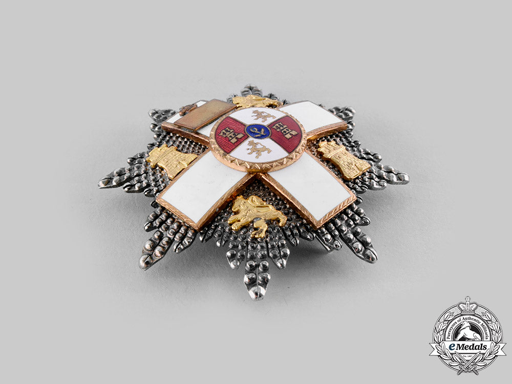 spain,_franco._an_order_of_military_merit,_ii_class_star_with_case,_c.1950_ci19_1701_3_1_1