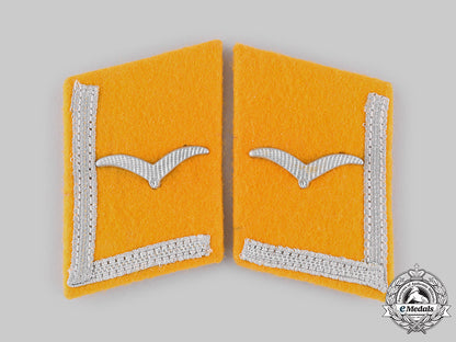 germany,_luftwaffe._a_set_of_flight_personnel_unteroffizier_collar_tabs_ci19_1762