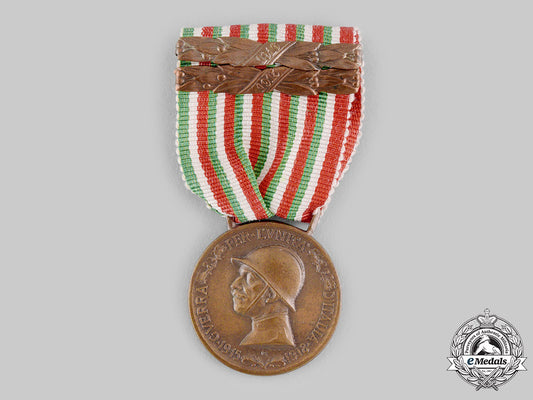italy,_kingdom._a_medal_for_the_italian-_austrian_war1915-1918_ci19_1991
