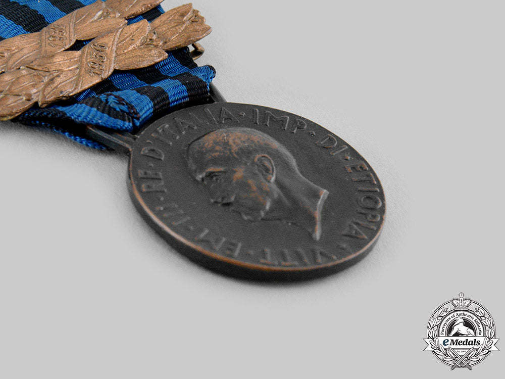 italy,_kingdom._a_medal_for_military_operations_in_east_africa_with_two_clasps_ci19_1996
