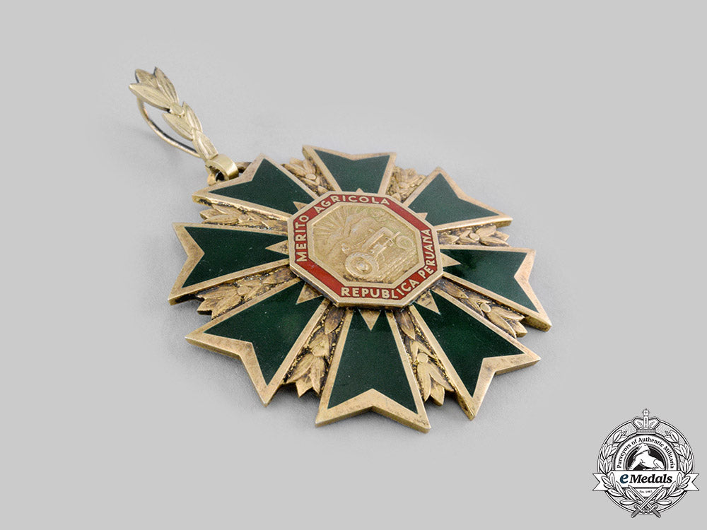 peru,_republic._an_order_of_agricultural_merit,_commander_c.1955_ci19_2000