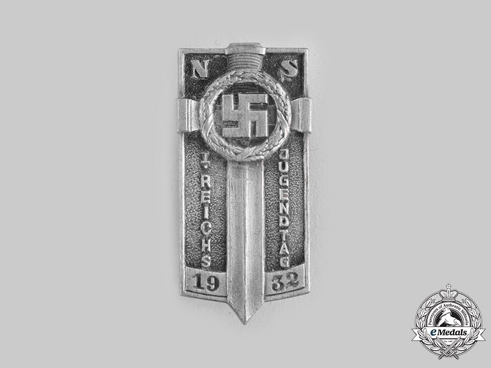 germany,_weimar_republic._a1932_reich_youth_day_badge_by_ferdinand_hoffstätter_ci19_2000_1