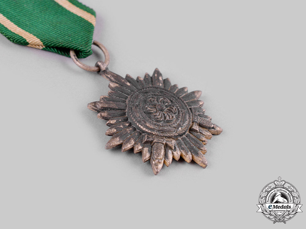 germany,_wehrmacht._an_eastern_peoples_medal_with_swords,_ii_class,_silver_grade_ci19_2171