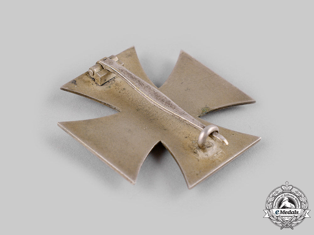 germany,_wehrmacht._a1939_iron_cross_i_class,_with_case,_by_wilhelm_deumer_ci19_2225