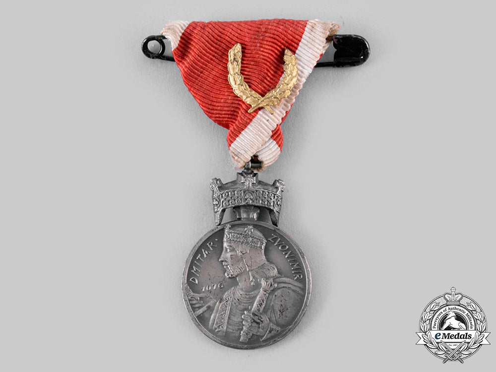 croatia,_independent_state._a_silver_medal_of_the_crown_of_king_zvonimir_with_oakleaves_ci19_2273_1_1_1