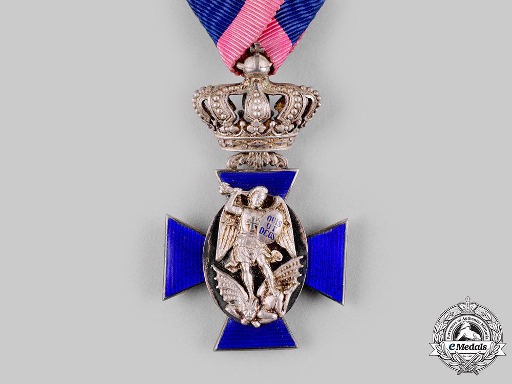 bavaria,_kingdom._an_order_of_st._michael,_iv_class_cross_with_crown,_by_gebrüder_hemmerle_ci19_2280