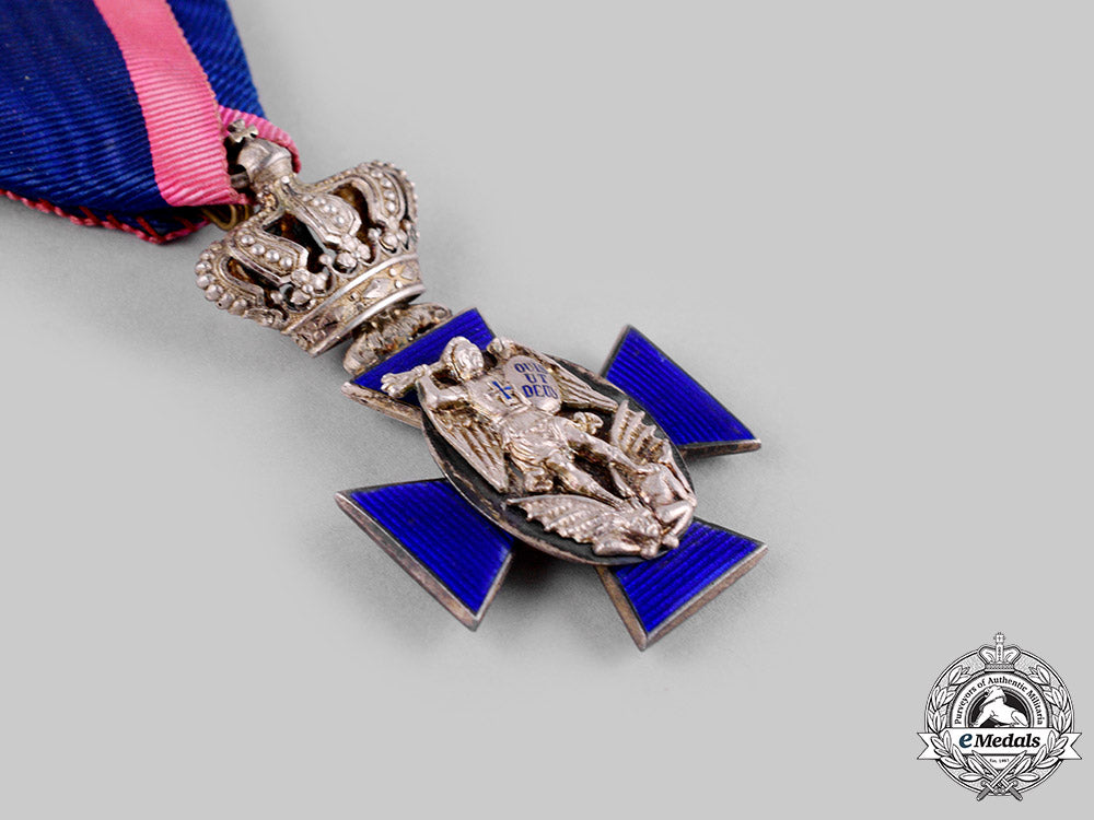 bavaria,_kingdom._an_order_of_st._michael,_iv_class_cross_with_crown,_by_gebrüder_hemmerle_ci19_2282