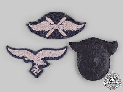 germany,_luftwaffe._a_lot_of_cloth_badges_and_insignia_ci19_2291